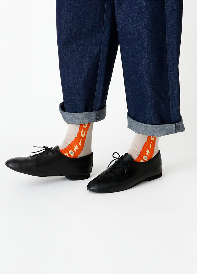 吉他吟唱中筒織紋襪